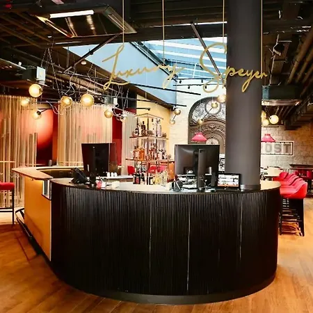 Postgalerie فندق