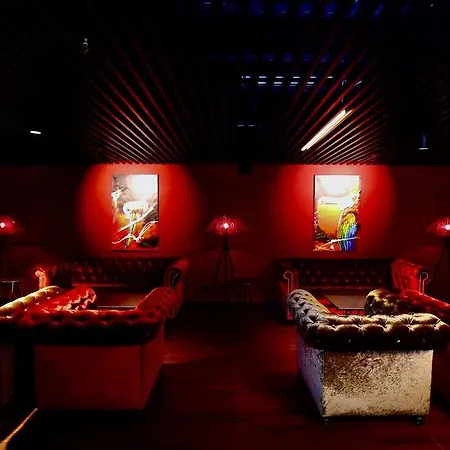 فندق Postgalerie 3*